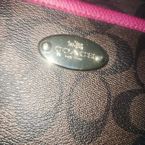 COACH EUC SIGNATURE FILE CROSSBODY BAG - Picture 3 of 8